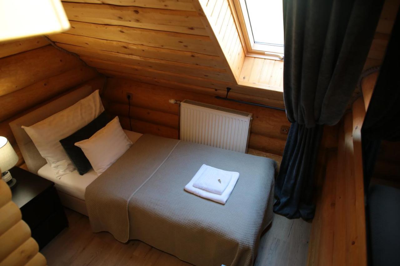 Székelyföld Fogadó Borzont Extérieur photo